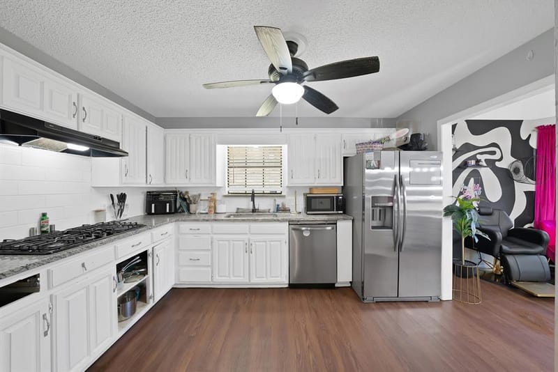 5715 Trail Crest Drive, Arlington TX 76017 - Photo 10