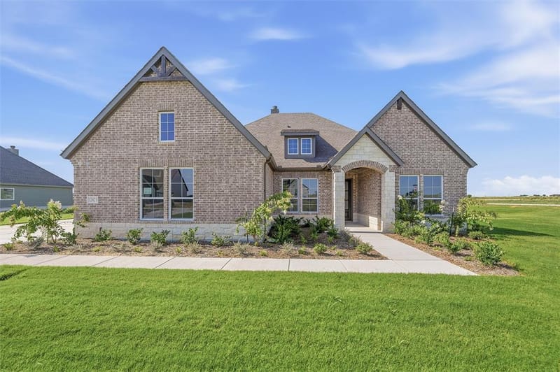 12421 Hornfels Drive, Krum TX 76249 - Photo 2