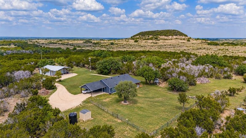 1260 Private Road 1656, Stephenville TX 76401