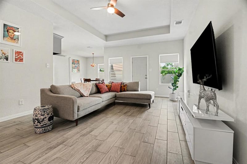 8903 Eden Valley Lane, Dallas TX 75217 - Photo 2