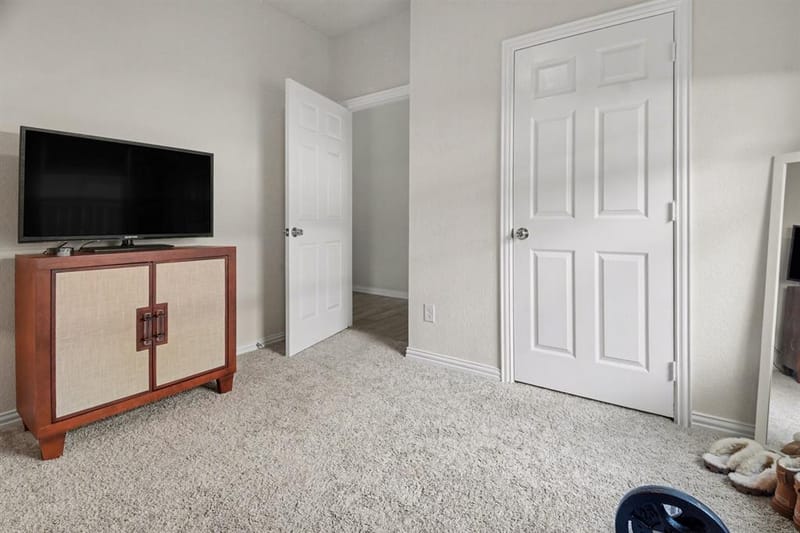8903 Eden Valley Lane, Dallas TX 75217 - Photo 12