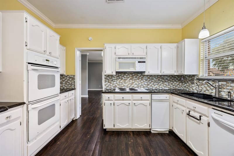 9209 Chimneywood Drive, Rowlett TX 75089 - Photo 12