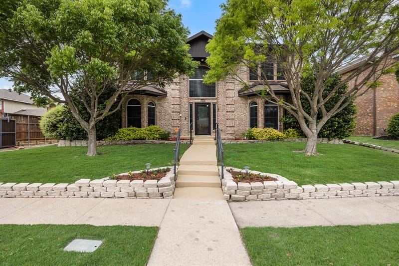 9209 Chimneywood Drive, Rowlett TX 75089 - Photo 5