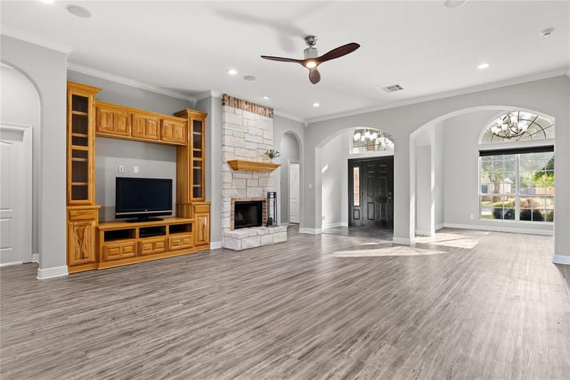 937 Queen Elizabeth Drive, McGregor TX 76657 - Photo 8