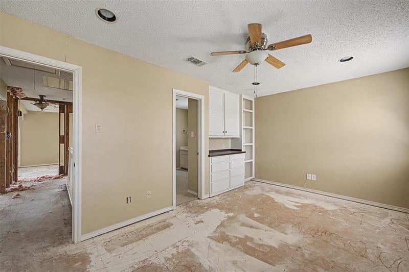 1434 Crownhill Drive, Arlington TX 76012 - Photo 18