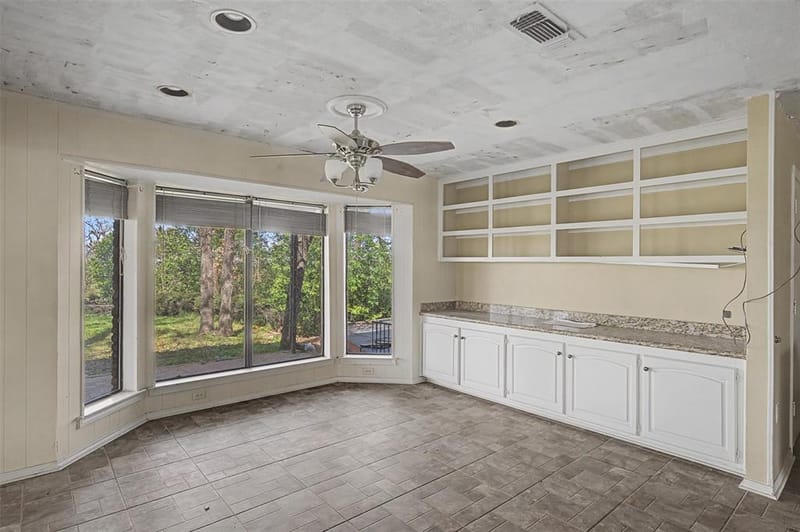 1434 Crownhill Drive, Arlington TX 76012 - Photo 8
