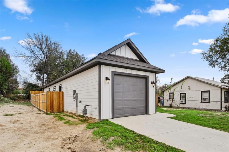 802.5 N Needmore Street, Athens TX 75751 - Photo 4