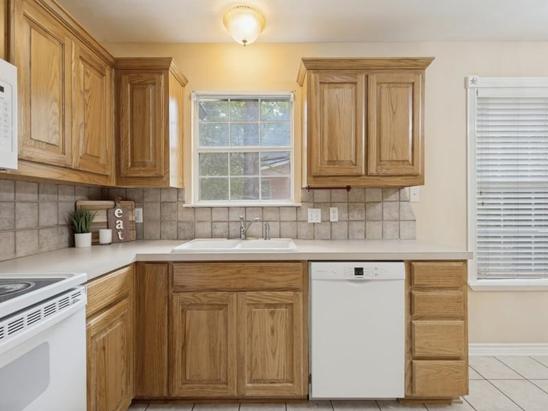 454 E Fulton Street, Van Alstyne TX 75495 - Photo 6