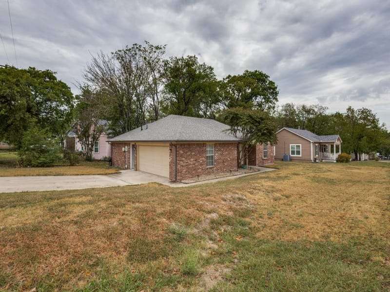 454 E Fulton Street, Van Alstyne TX 75495 - Photo 14