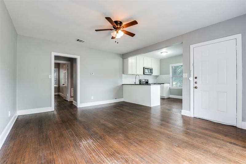 2307 Idaho Avenue, Dallas TX 75216 - Photo 2