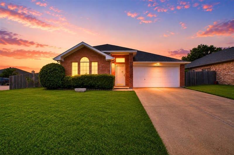 1201 Rye Glen Drive, Midlothian TX 76065 - Photo 2