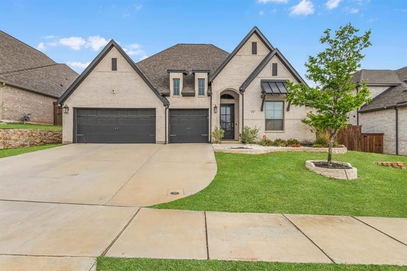 172 Buffalo Boulevard, Rhome TX 76078 - Photo 3
