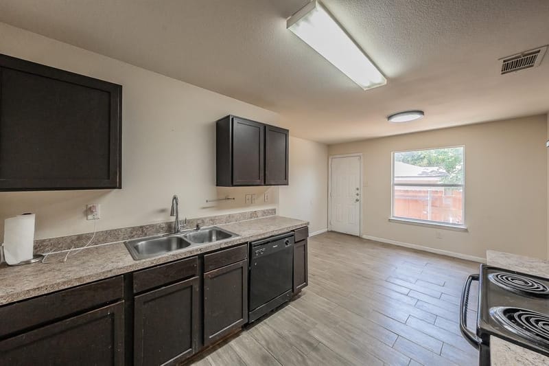 4818 Jesus Maria Court, Dallas TX 75236 - Photo 13