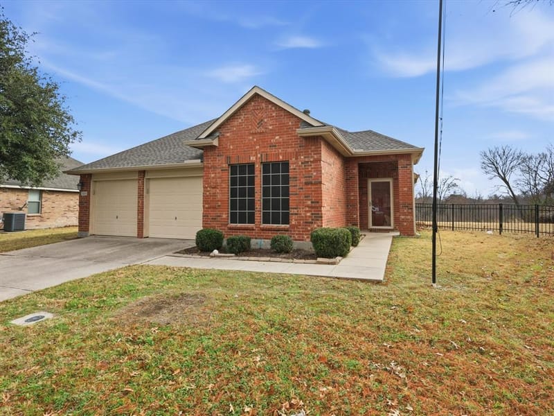 1221 Oakbrook Street, Prosper TX 75078 - Photo 2
