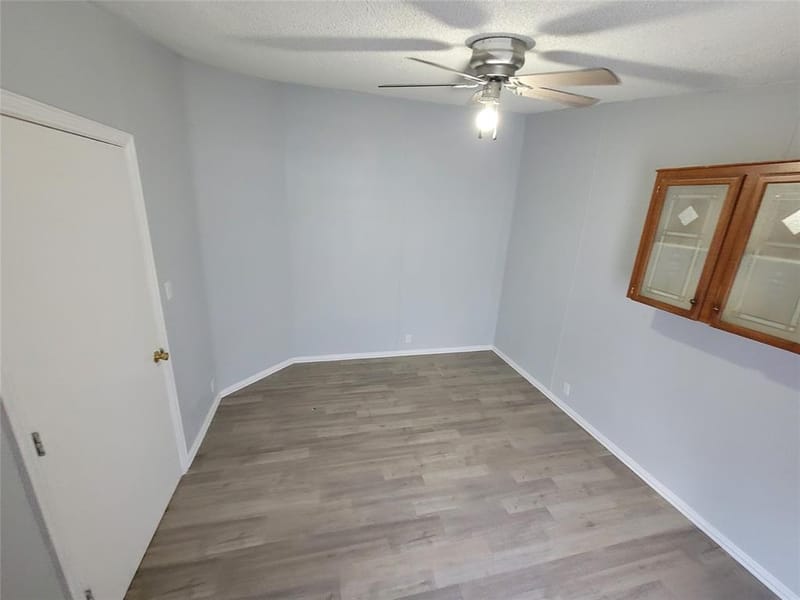 902 DEVILS RIVER Drive, Granbury TX 76048 - Photo 24