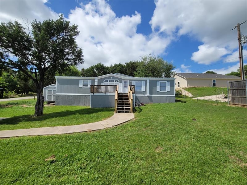 902 DEVILS RIVER Drive, Granbury TX 76048 - Photo 11