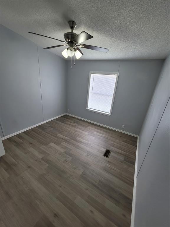 902 DEVILS RIVER Drive, Granbury TX 76048 - Photo 21