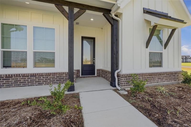 139 Big Sky Road, Decatur TX 76234 - Photo 5