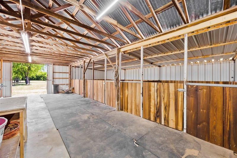 5451 N Highway 144, Granbury TX 76048 - Photo 38