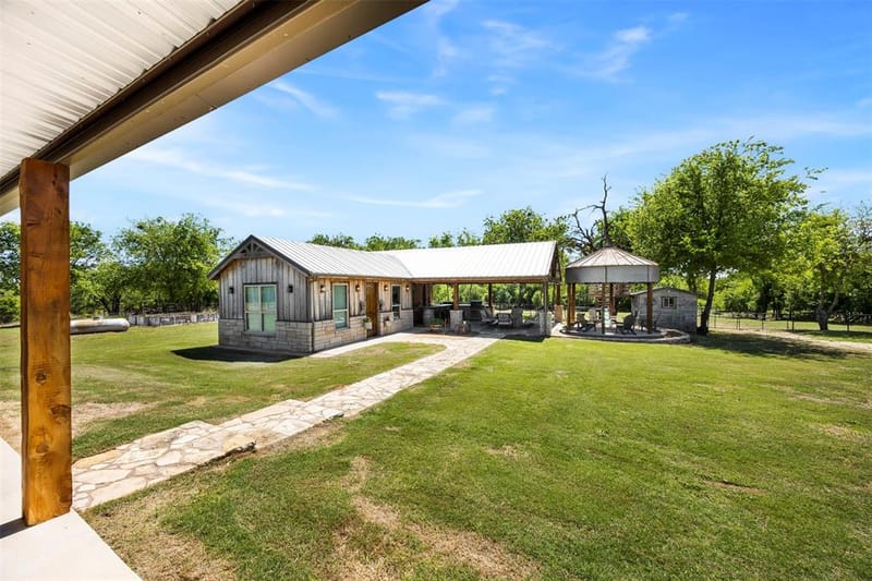 5451 N Highway 144, Granbury TX 76048 - Photo 29