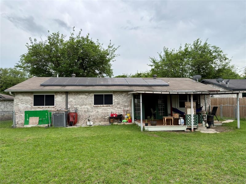 1519 Clearbrook Street, Lancaster TX 75134 - Photo 12
