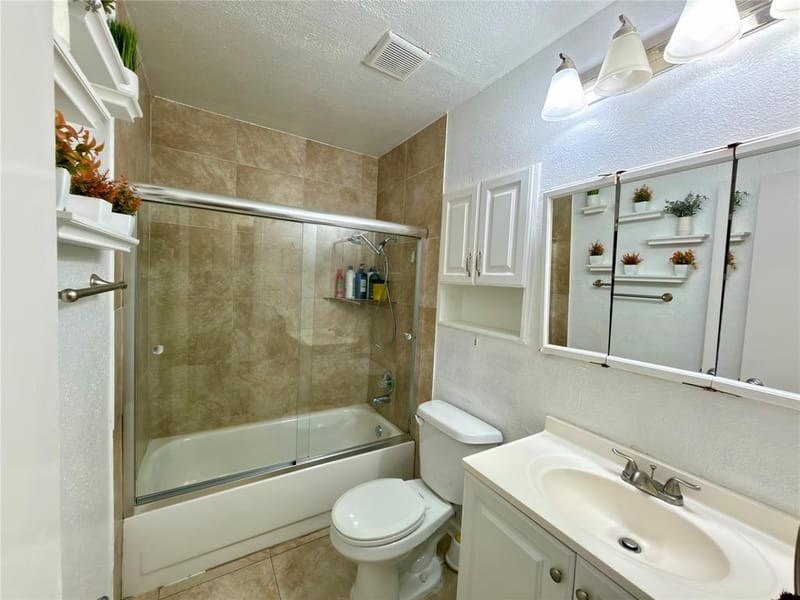 1519 Clearbrook Street, Lancaster TX 75134 - Photo 15