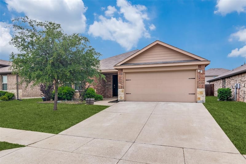 877 Darst Drive, Fate TX 75189
