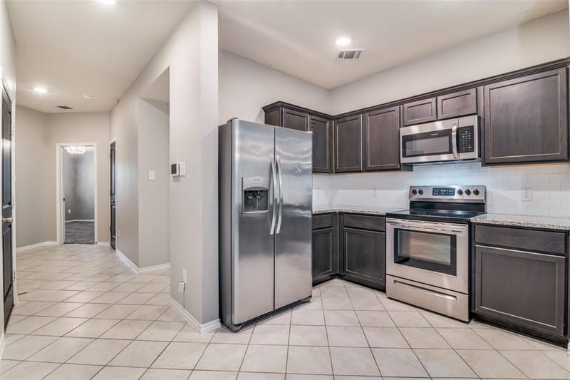 877 Darst Drive, Fate TX 75189 - Photo 11