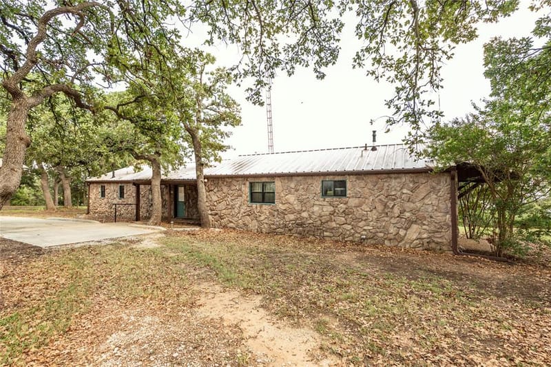 722 Storey Road, Nocona TX 76255 - Photo 9
