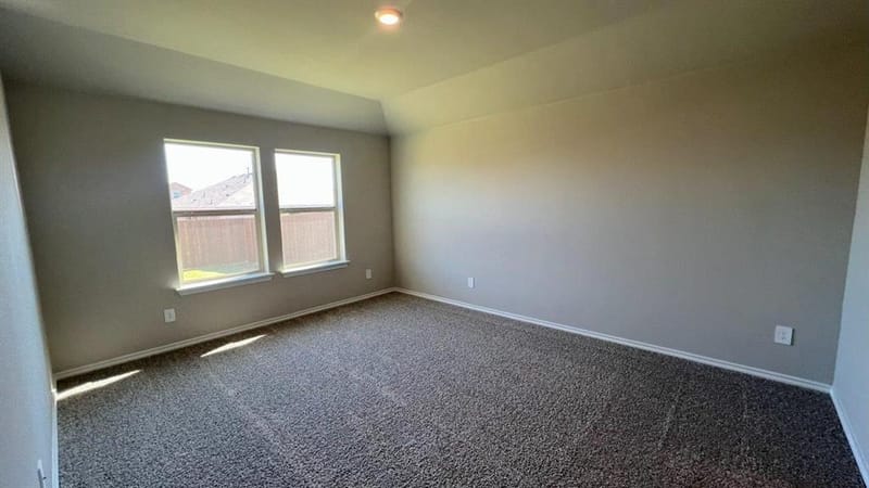 8436 HOLLYMEAD Lane, Fort Worth TX 76131 - Photo 7