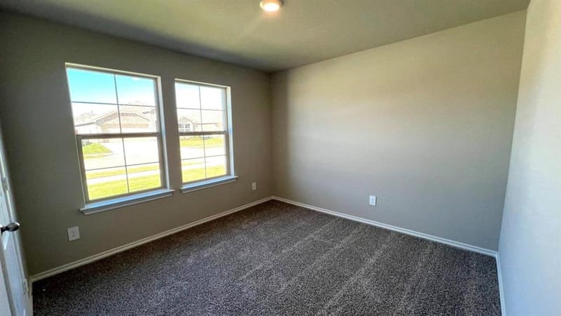 8436 HOLLYMEAD Lane, Fort Worth TX 76131 - Photo 10