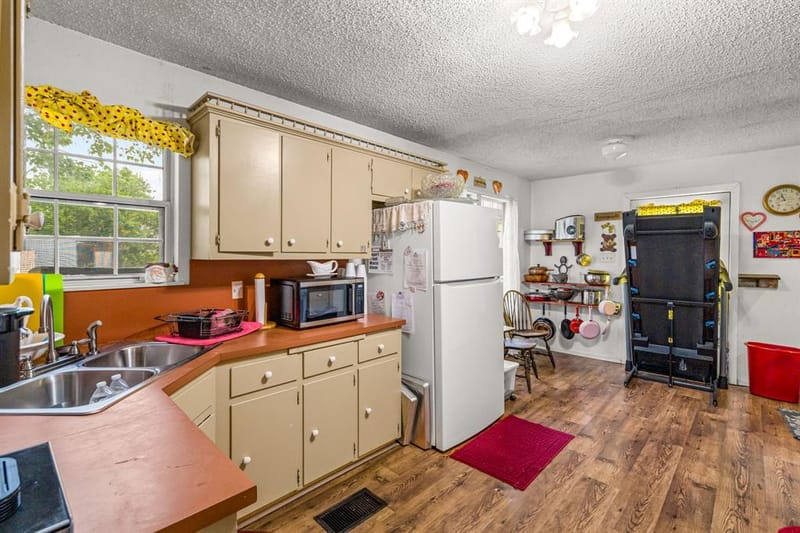 2038 Fm 455 W, Sanger TX 76266 - Photo 11