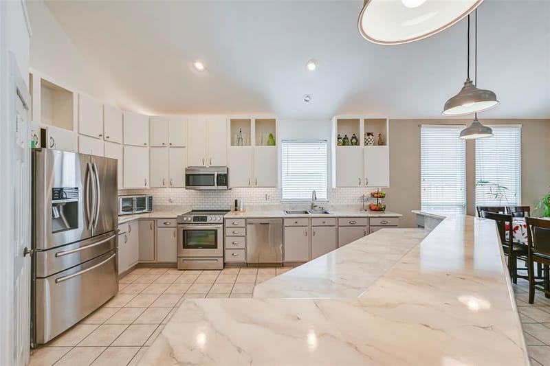 6017 Baskerville Drive, Rowlett TX 75087 - Photo 6
