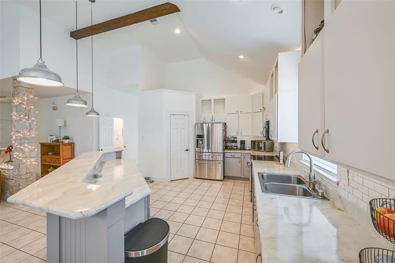 6017 Baskerville Drive, Rowlett TX 75087 - Photo 9