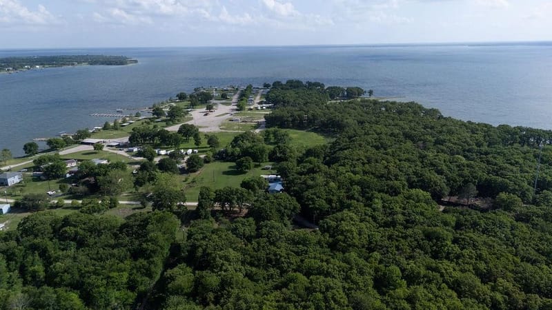 250 Skyview, Point TX 75472 - Photo 5