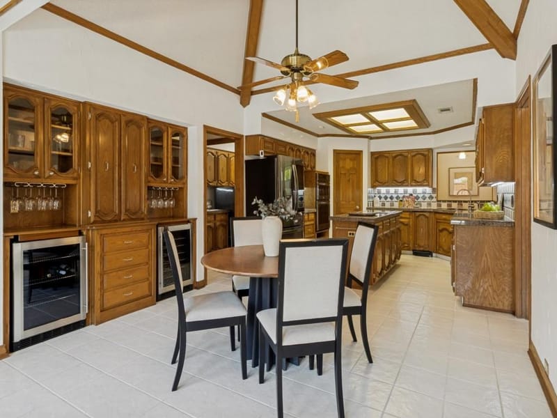 9502 Moss Haven Drive, Dallas TX 75231 - Photo 15