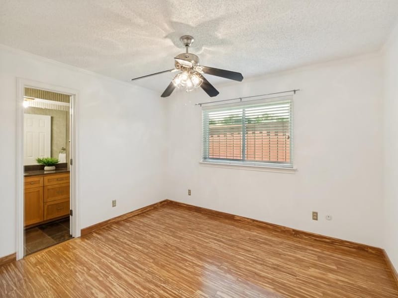 9502 Moss Haven Drive, Dallas TX 75231 - Photo 29
