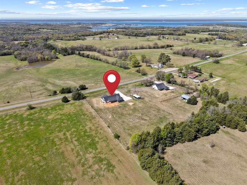 14457 E FM 1396, Windom TX 75492 - Photo 3
