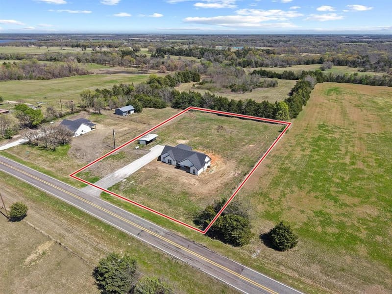 14457 E FM 1396, Windom TX 75492 - Photo 34