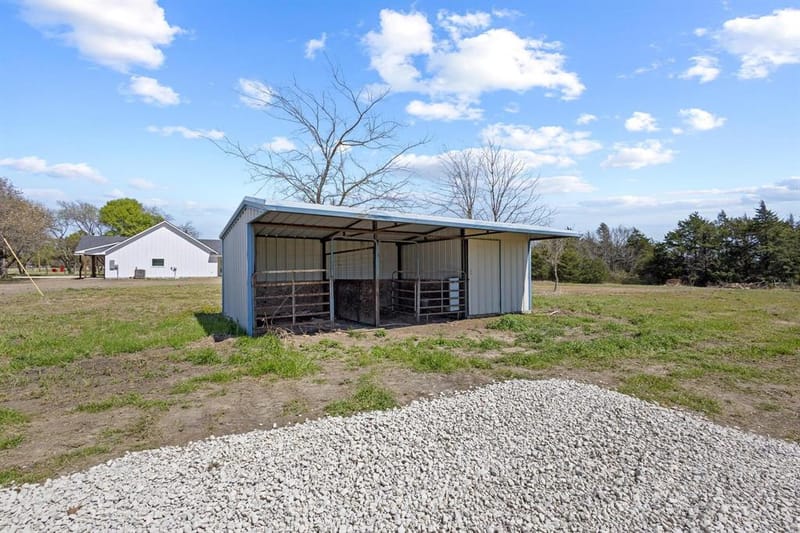 14457 E FM 1396, Windom TX 75492 - Photo 33
