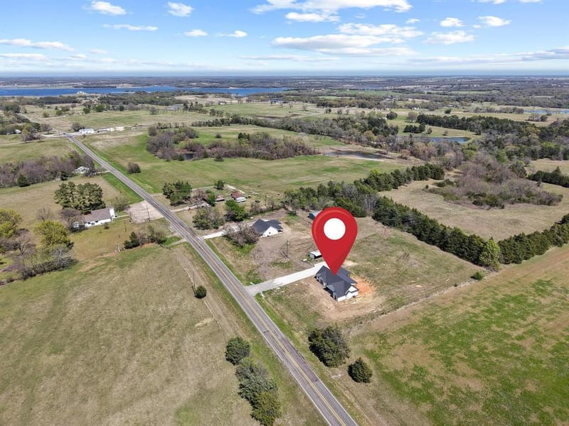 14457 E FM 1396, Windom TX 75492 - Photo 4