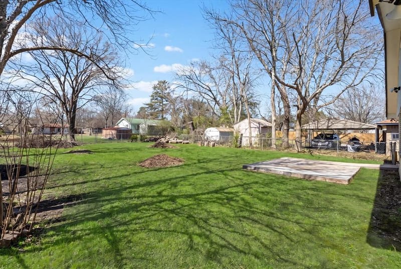 605 N Florence Street, Grand Saline TX 75140 - Photo 17
