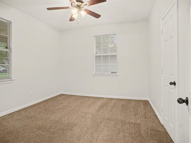 2446 Catherine Street, Dallas TX 75211 - Photo 23