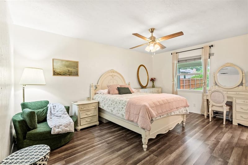 6808 Woodway Drive, Fort Worth TX 76133 - Photo 9