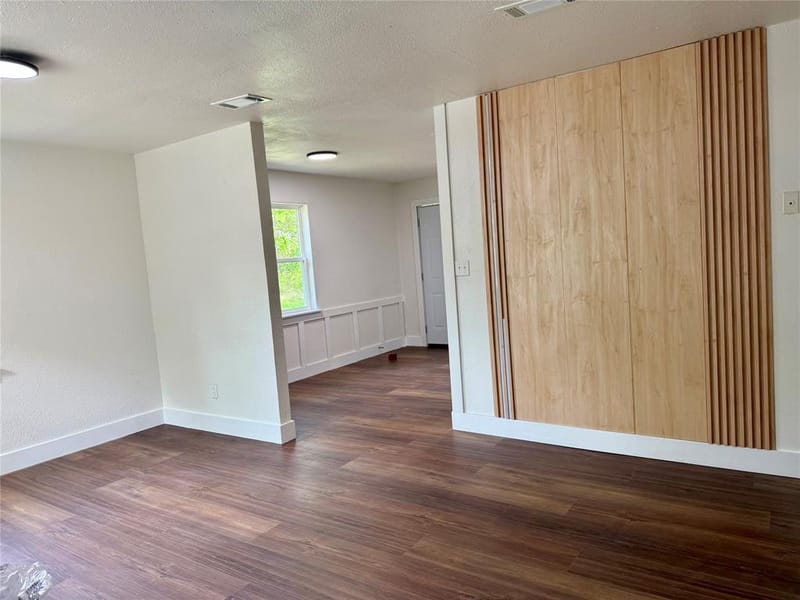 1114 Blackburn Street, Commerce TX 75428 - Photo 3