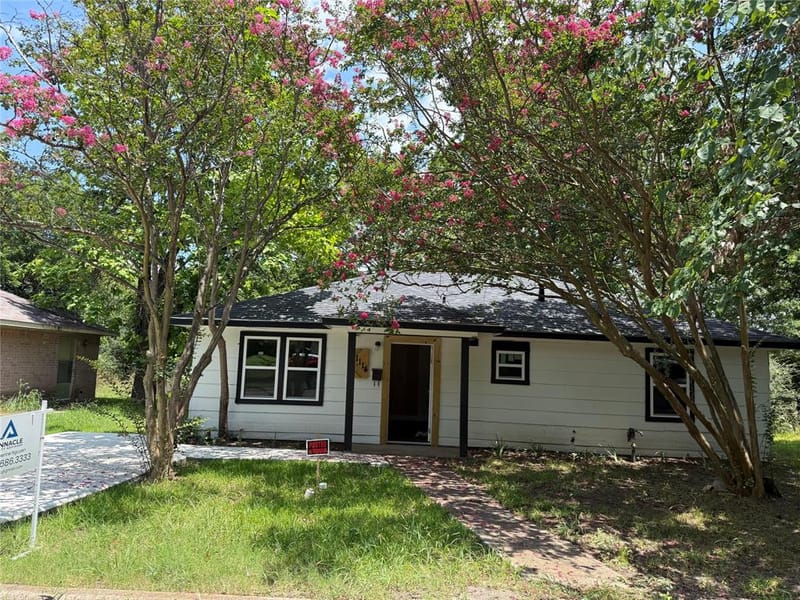 1114 Blackburn Street, Commerce TX 75428 - Photo 20