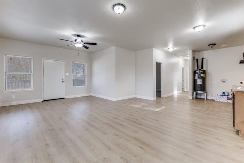 711 S 3rd Avenue E, Dawson TX 76639 - Photo 5
