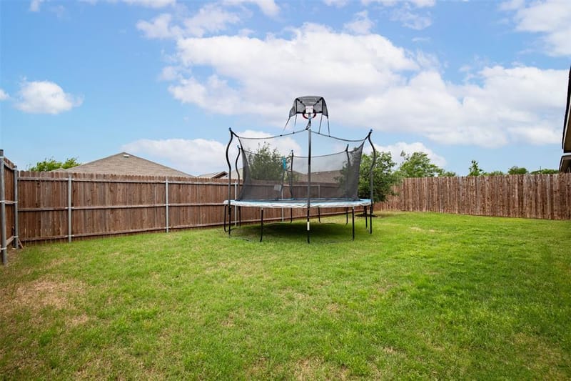 610 Autumn Avenue, Justin TX 76247 - Photo 24