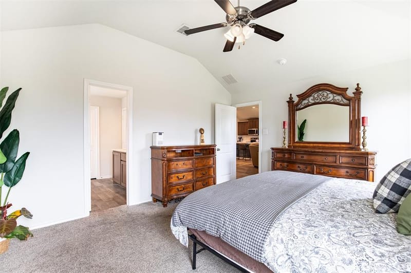 610 Autumn Avenue, Justin TX 76247 - Photo 19