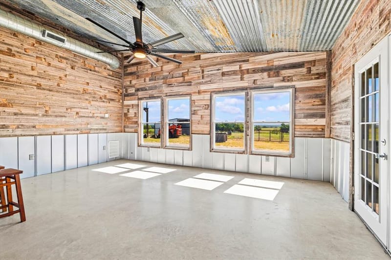 139 County Road 2156, Gainesville TX 76240 - Photo 6